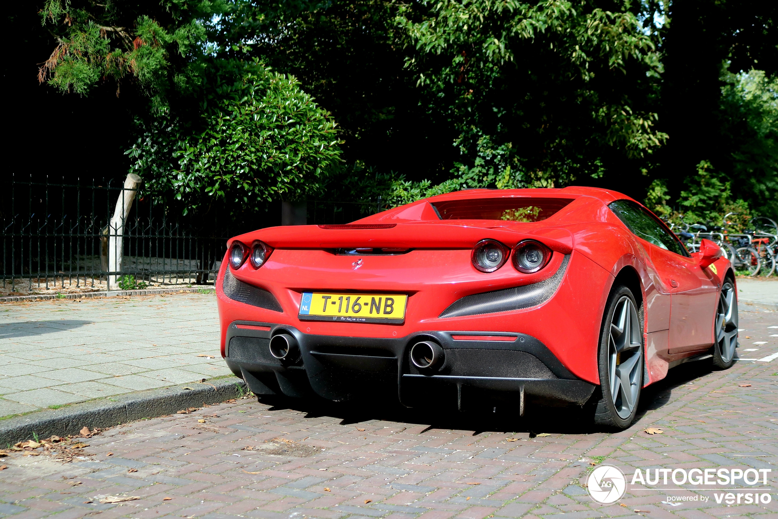 Ferrari F8 Spider