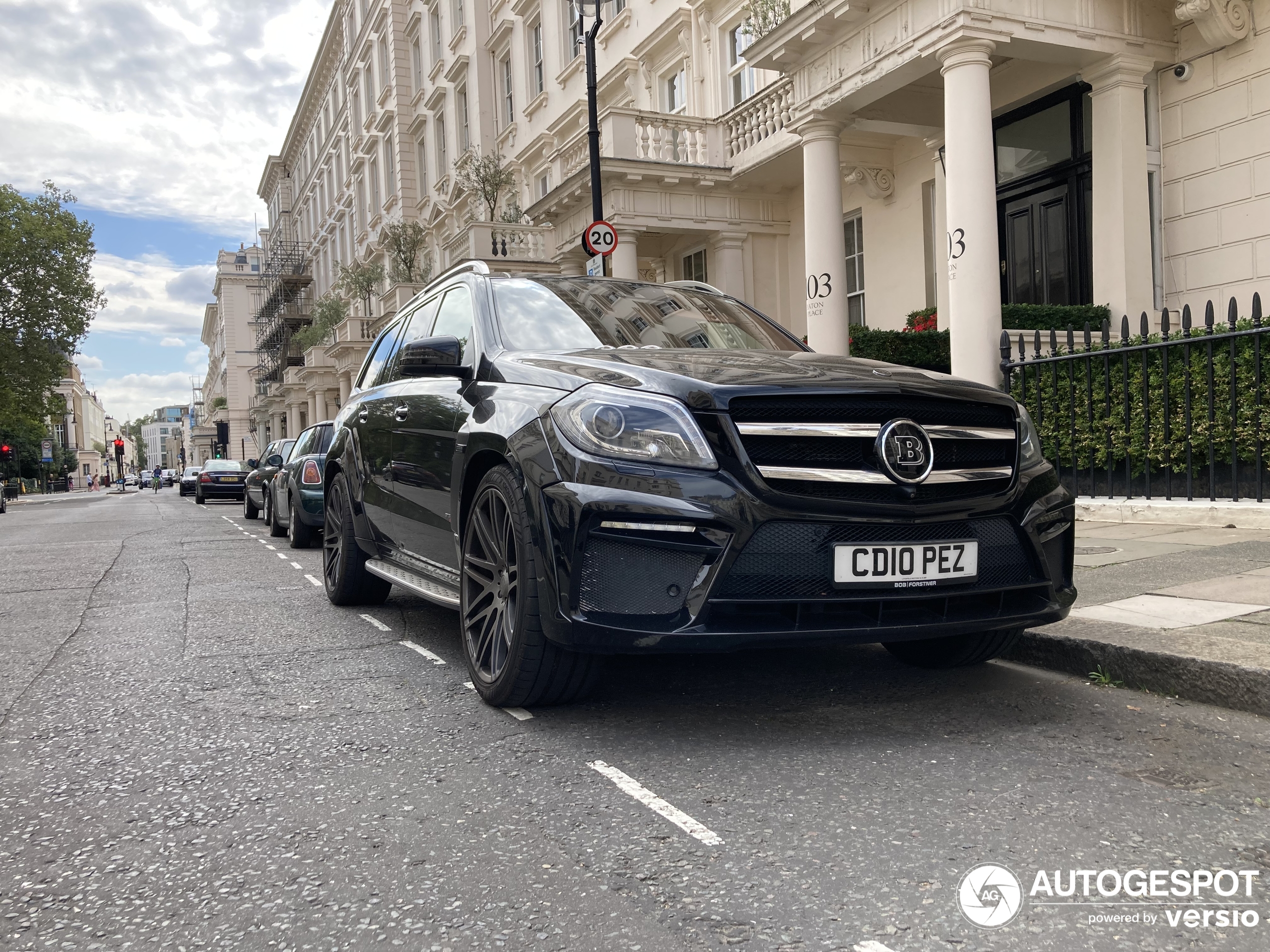 Mercedes-Benz Brabus GL B63S 700 Widestar