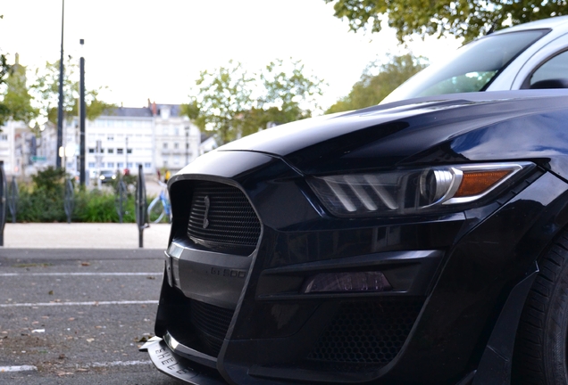 Ford Mustang GT 2015