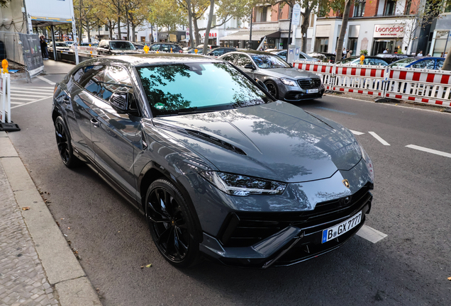 Lamborghini Urus S