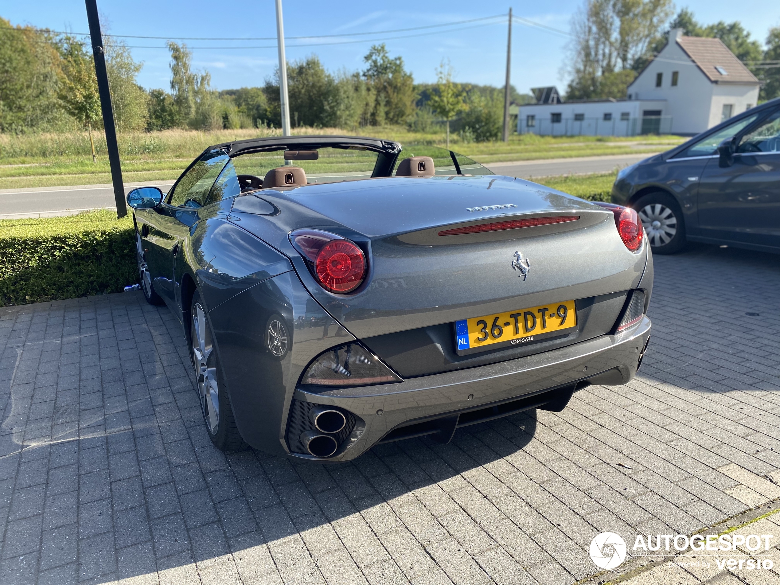 Ferrari California