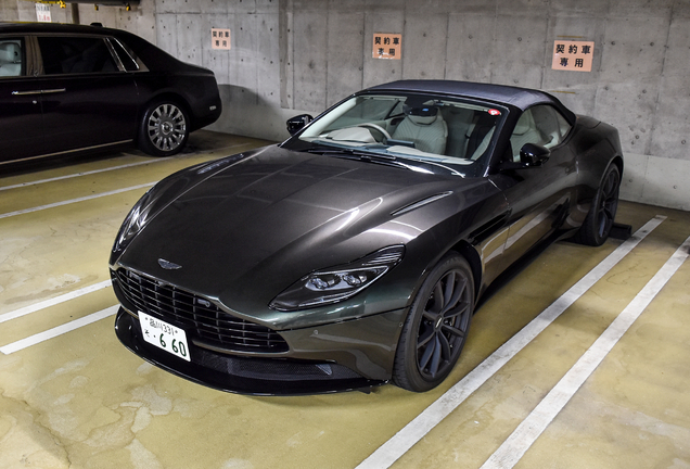 Aston Martin DB11 V8 Volante