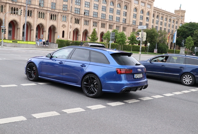 Audi RS6 Avant C7 2015