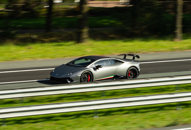 Lamborghini Huracán LP640-4 Performante