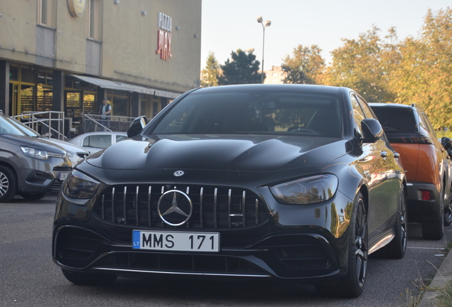 Mercedes-AMG E 63 S W213 2021