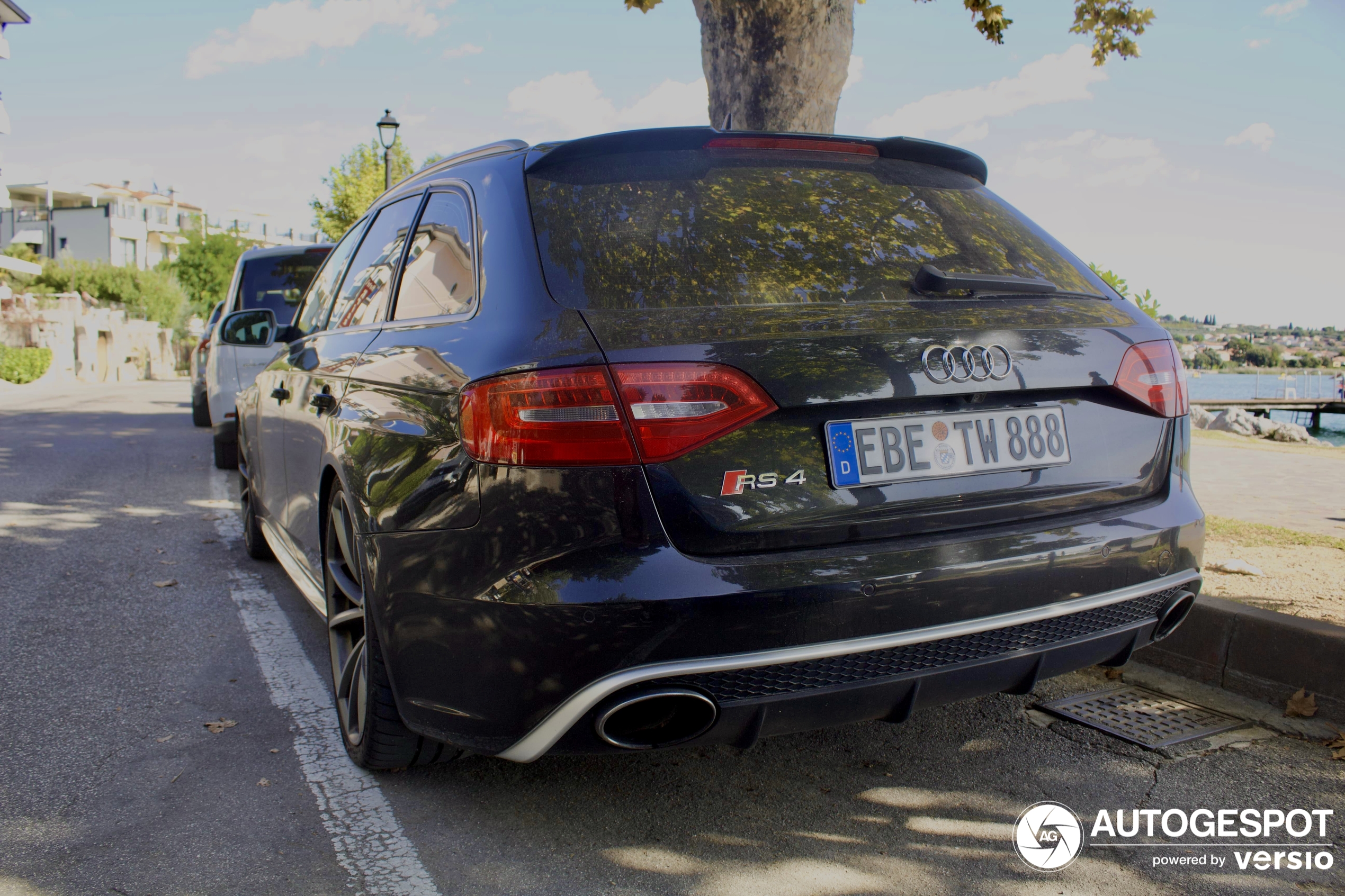 Audi RS4 Avant B8