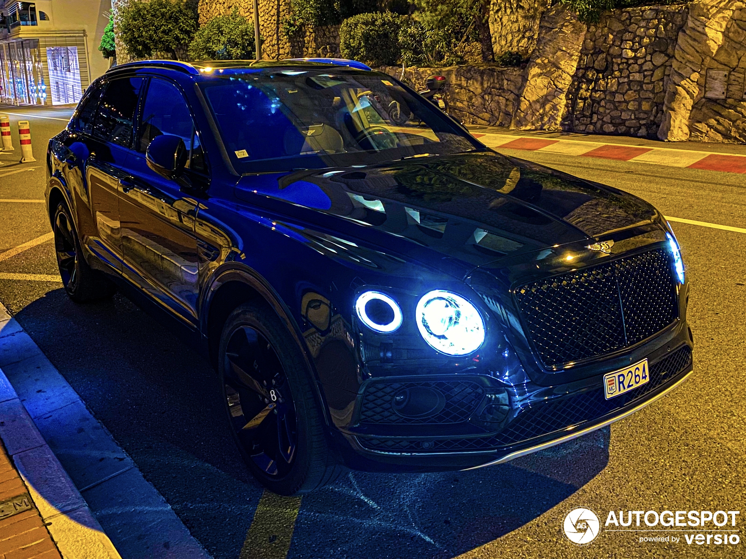 Bentley Bentayga Black Edition