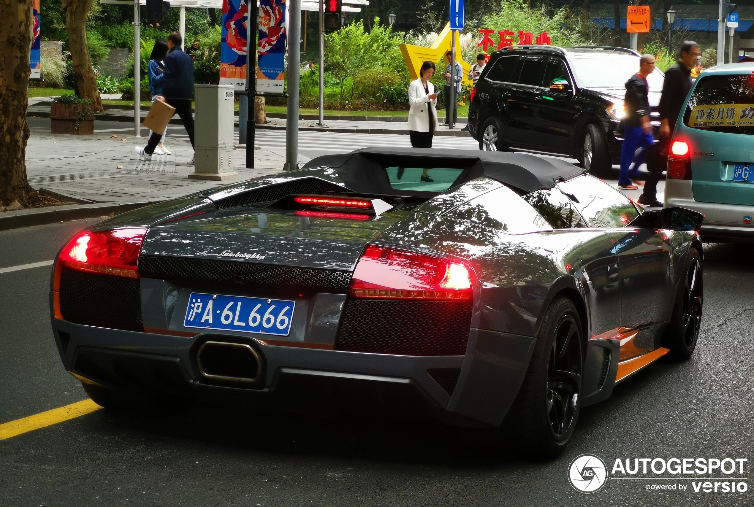 Lamborghini Murciélago LP650-4 Roadster - 02 October 2023