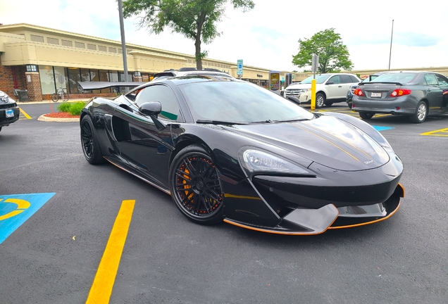 McLaren 570S