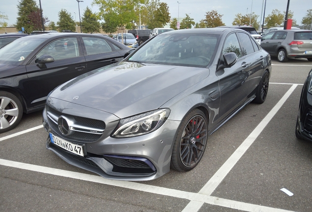 Mercedes-AMG C 63 S W205