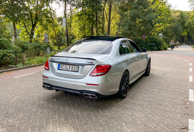 Mercedes-AMG E 63 S W213