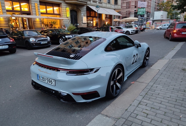 Porsche 992 Sport Classic