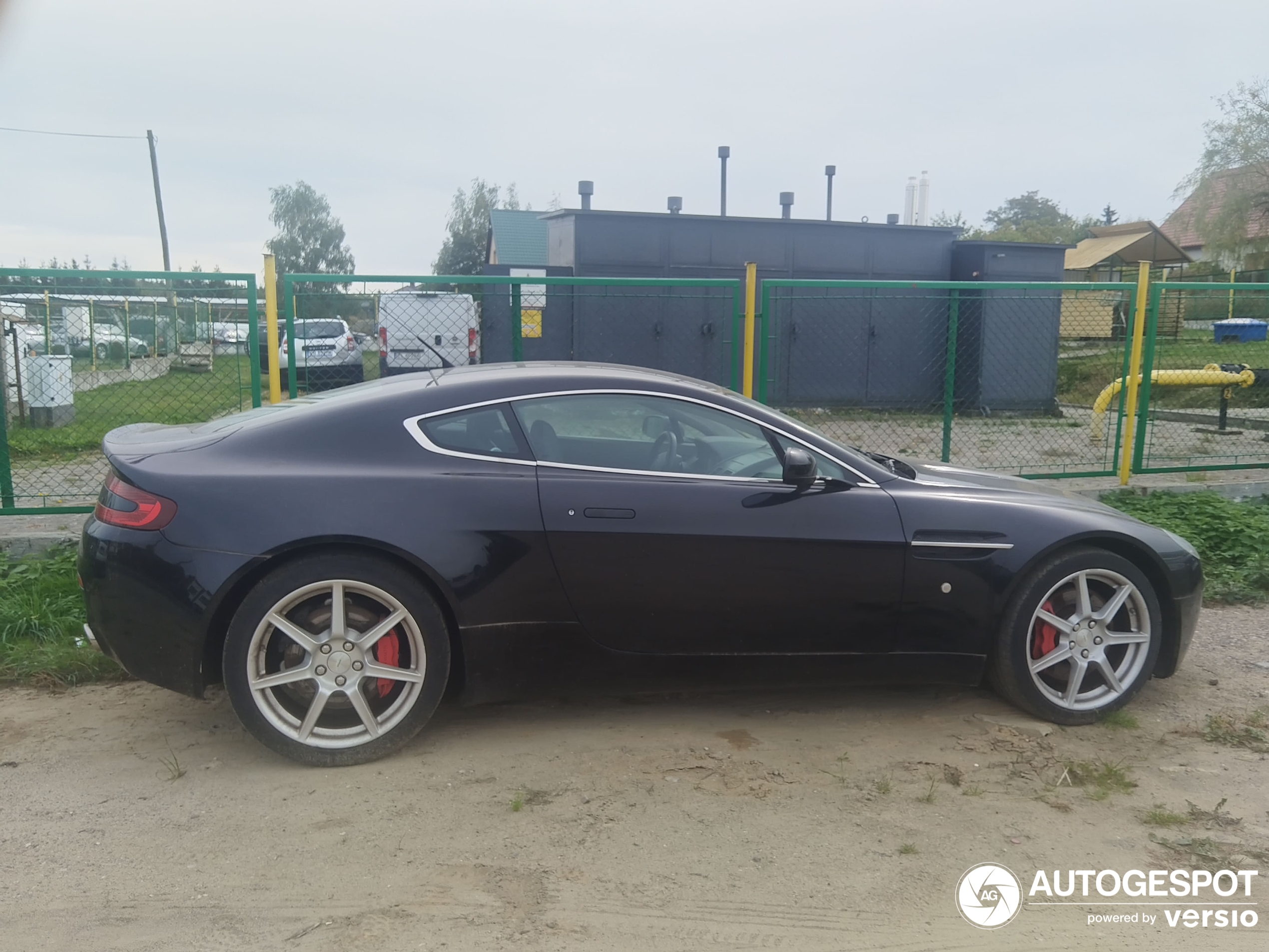 Aston Martin V8 Vantage