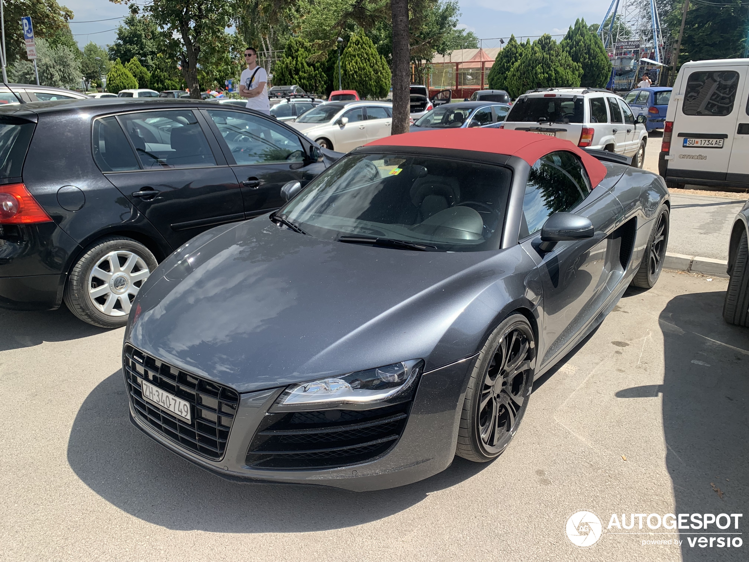 Audi R8 V10 Spyder Fab Design