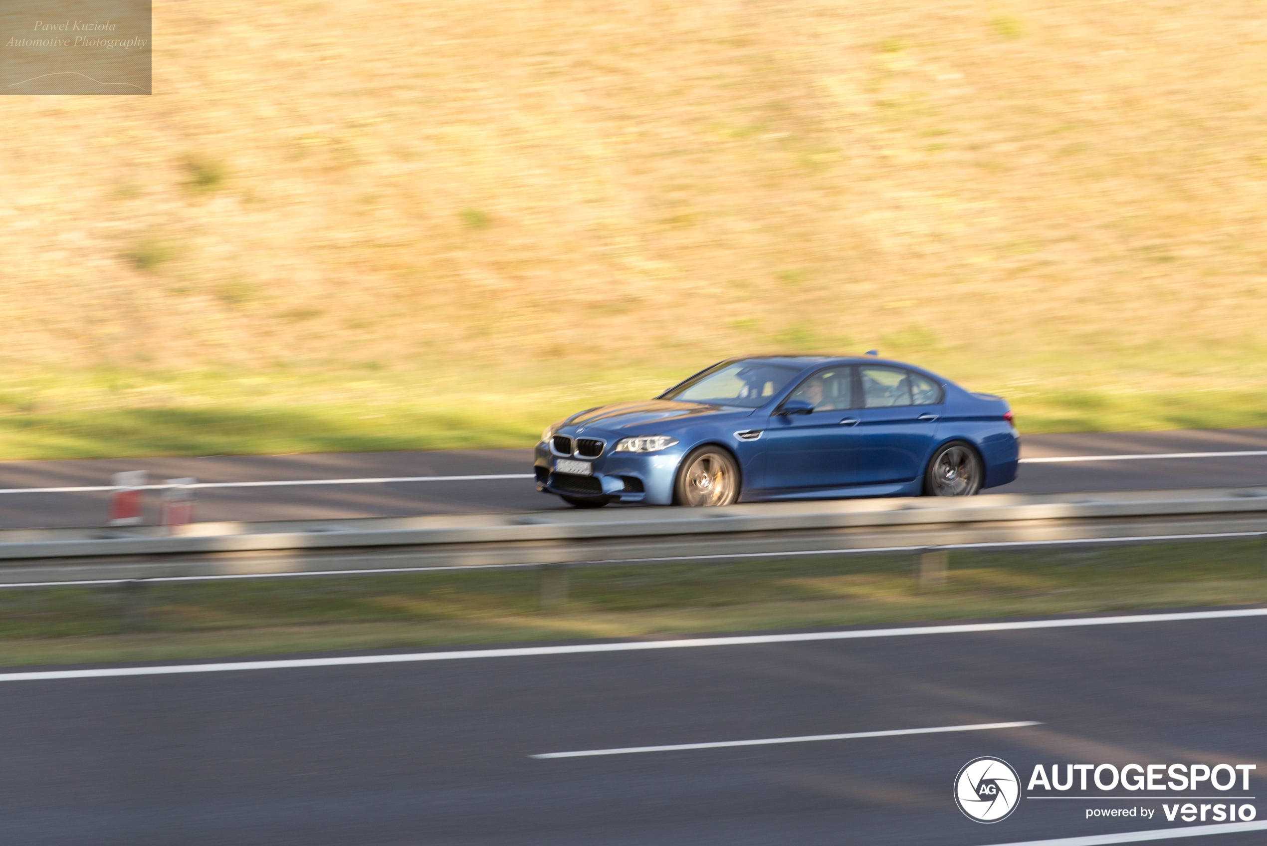 BMW M5 F10 2011