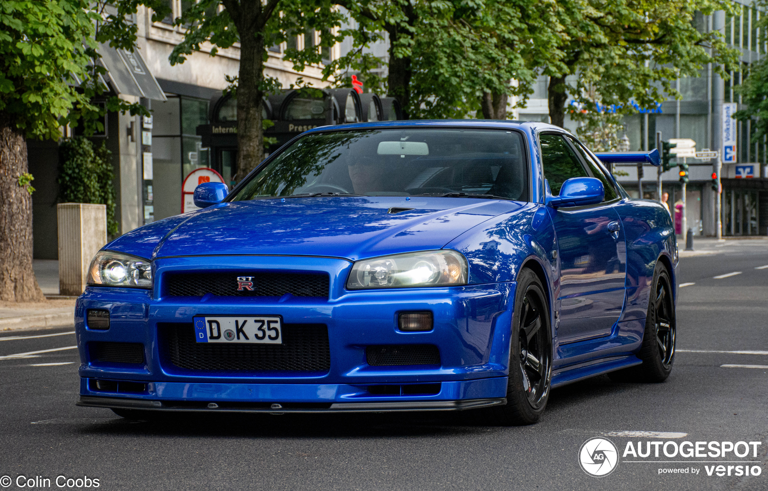 Nissan Skyline R34 GT-R V-Spec II