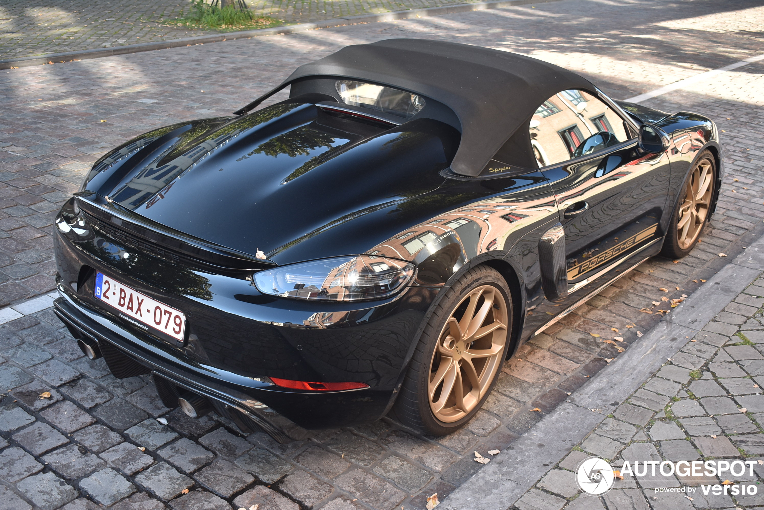 デュポン Porsche 718 Spyder Black Carbon Edition 1 of 3 - 03 October