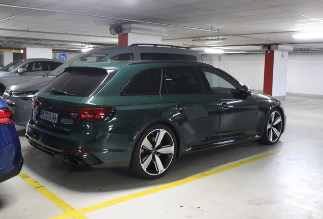 Audi RS4 Avant B9