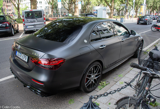 Mercedes-AMG E 63 S W213 Final Edition