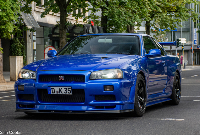 Nissan Skyline R34 GT-R V-Spec - 22 May 2021 - Autogespot