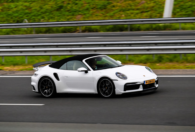 Porsche 992 Turbo S Cabriolet