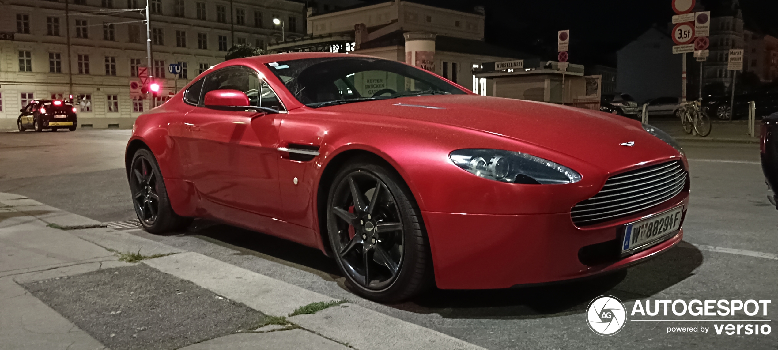 Aston Martin V8 Vantage