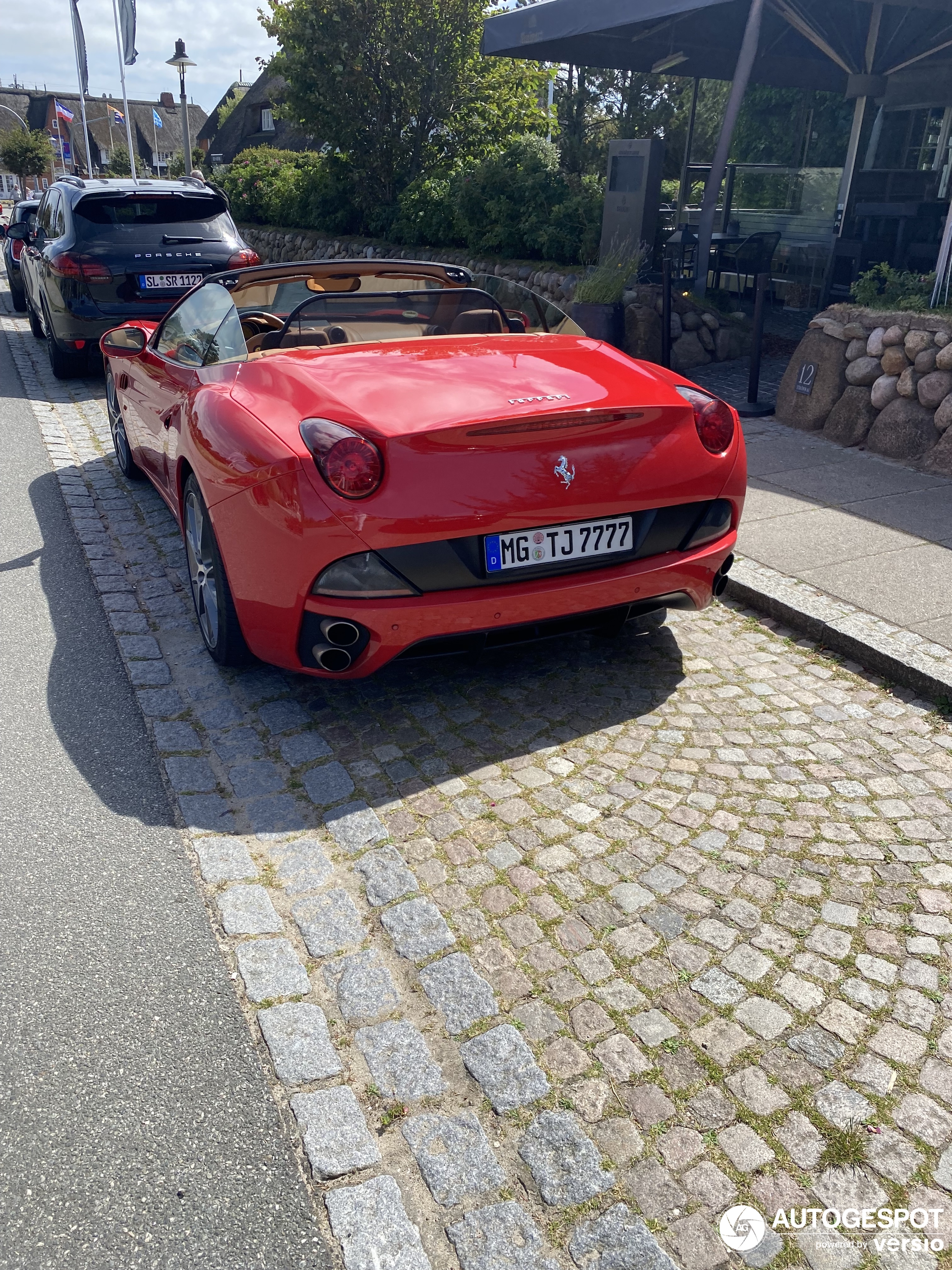 Ferrari California