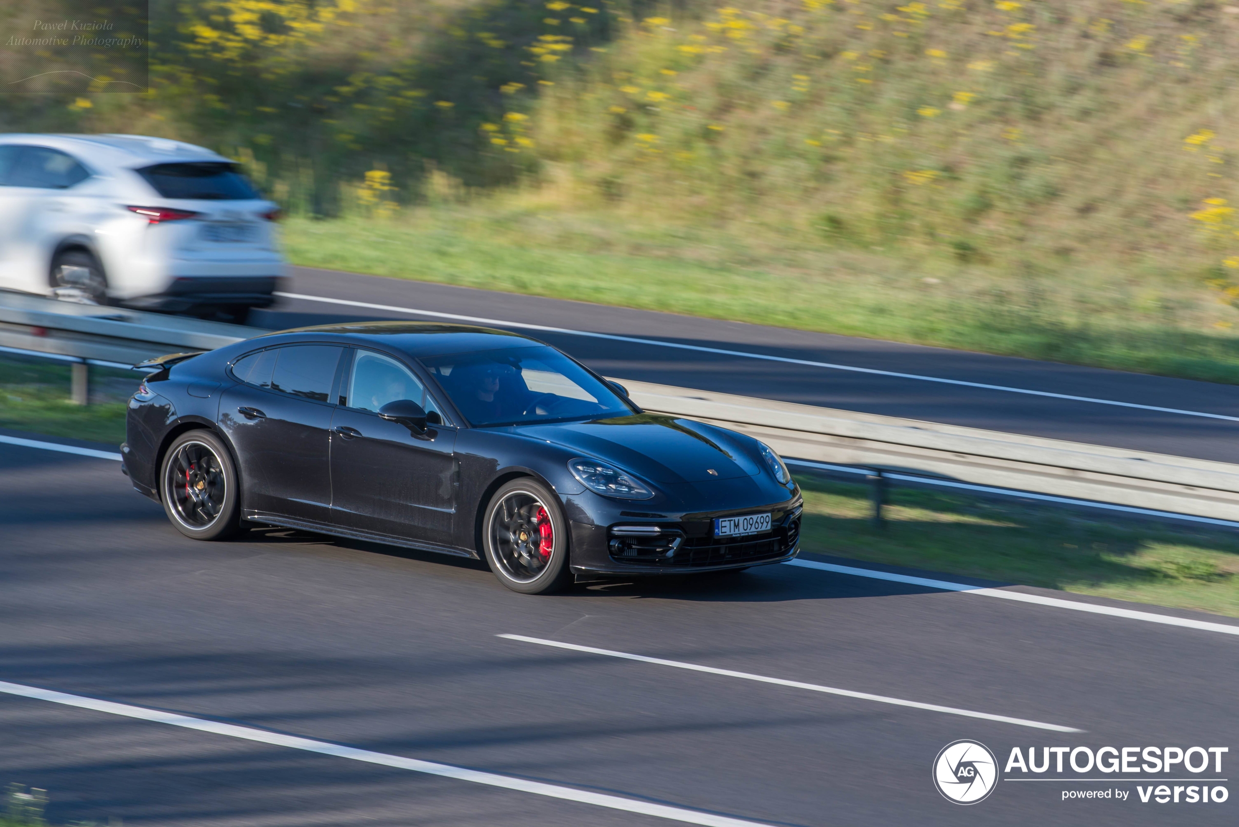 Porsche 971 Panamera GTS MkI