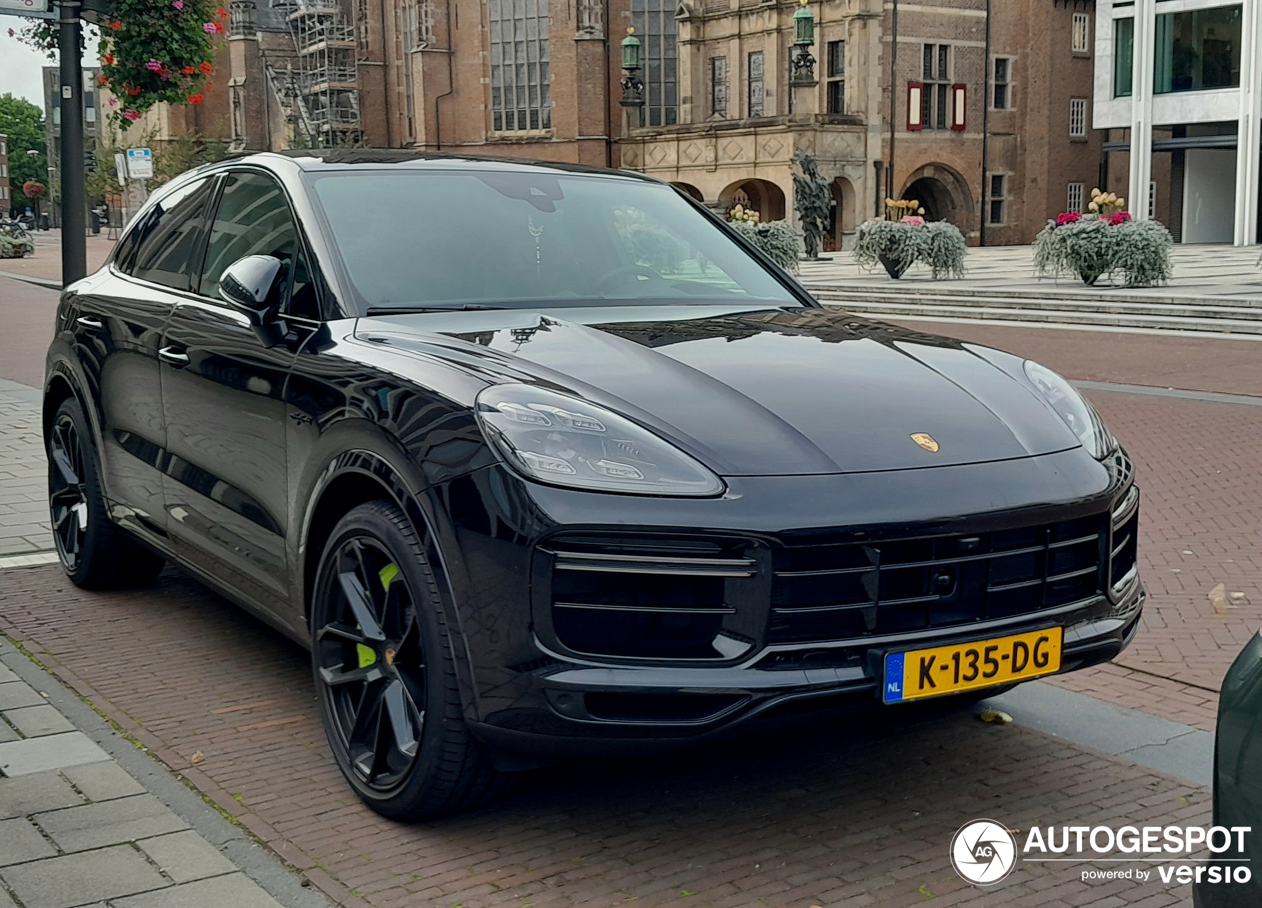 Porsche Cayenne Coupé Turbo S E-Hybrid