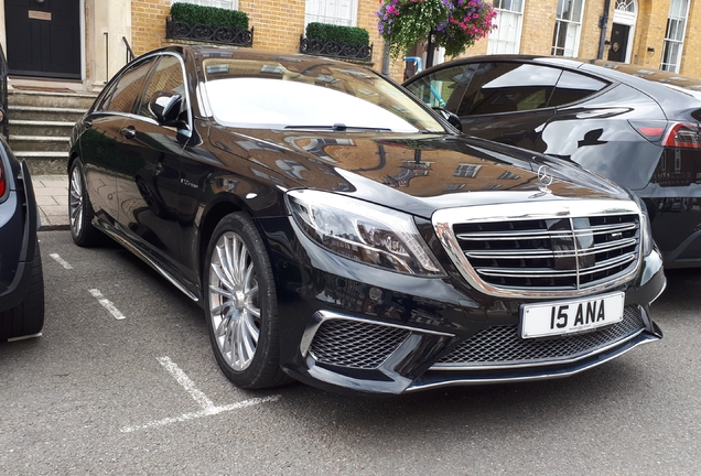 Mercedes-Benz S 65 AMG V222