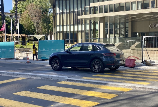 Porsche 95B Macan Turbo