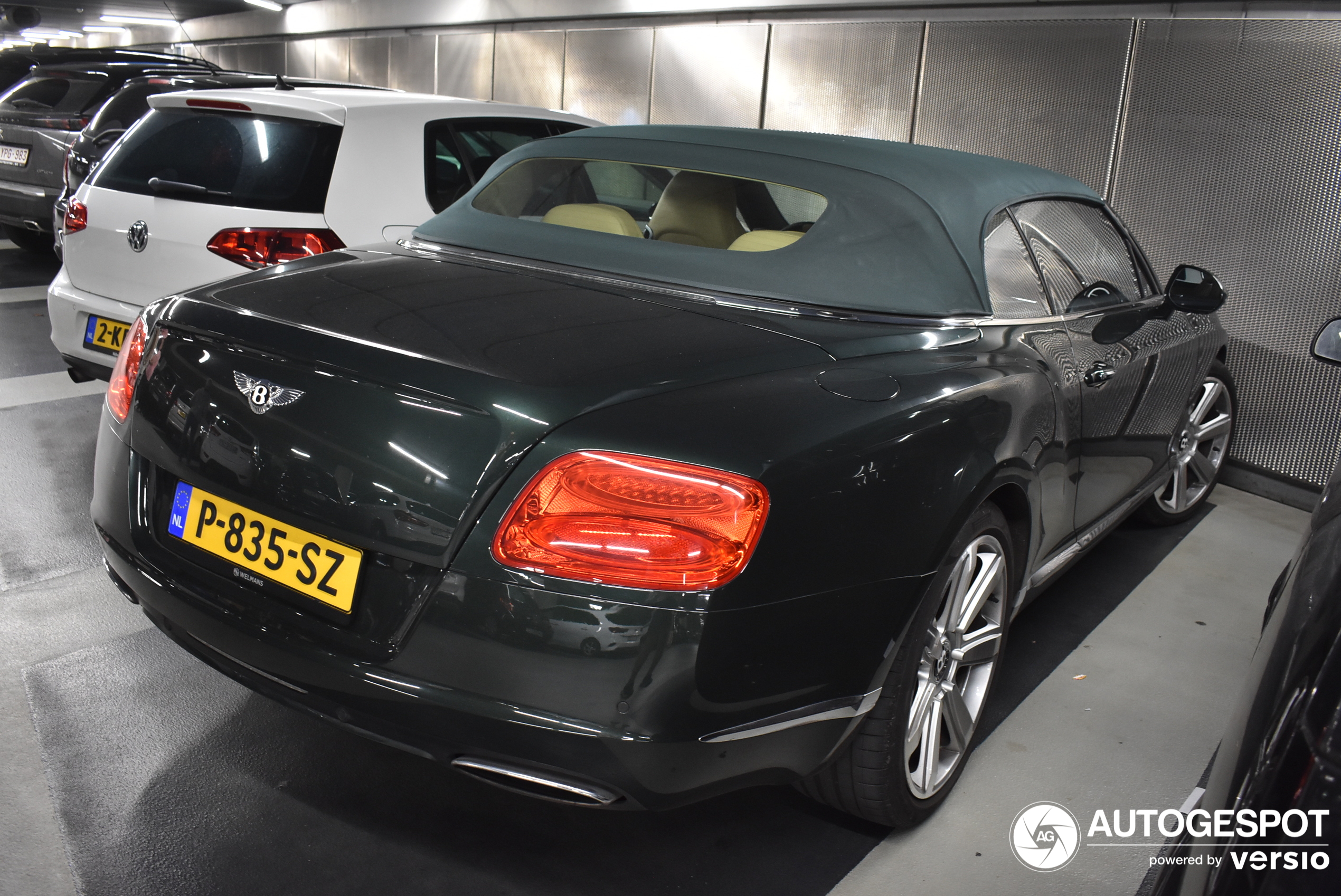 Bentley Continental GTC 2012