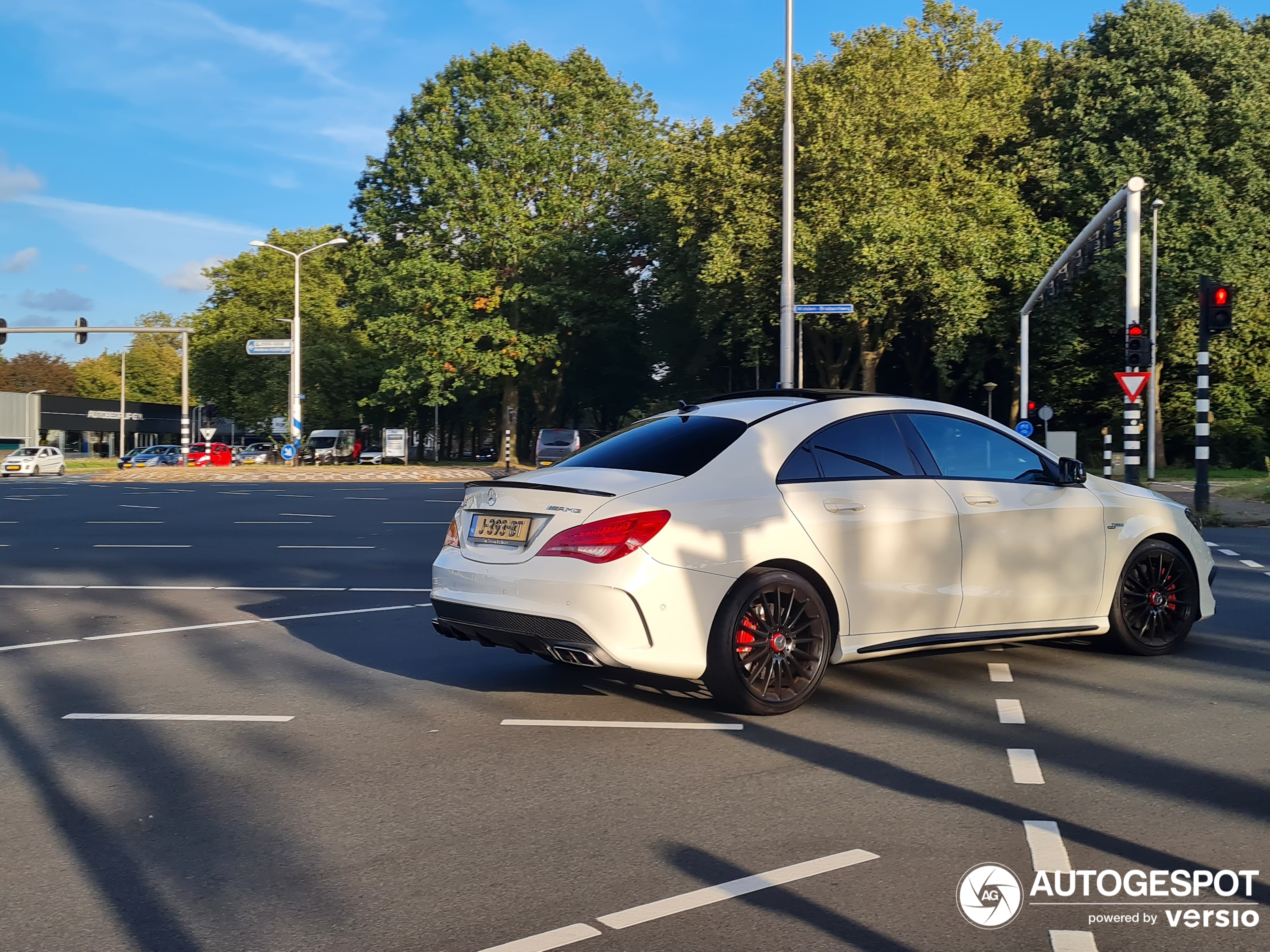 Mercedes-Benz CLA 45 AMG C117