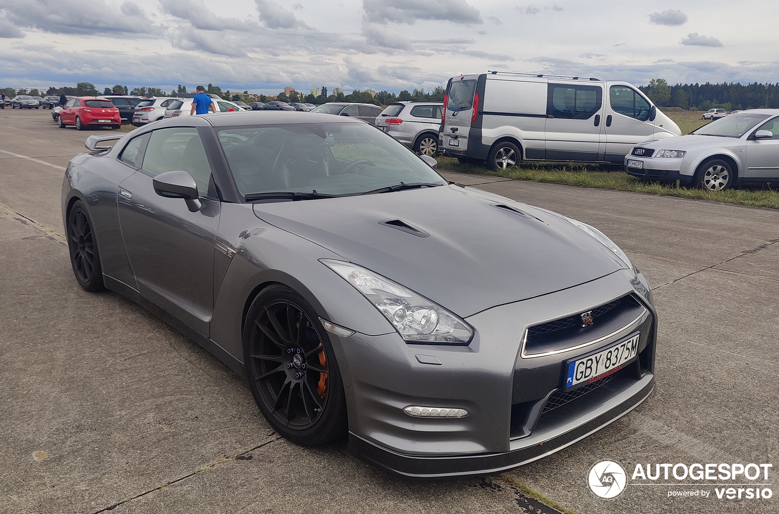 Nissan GT-R 2011