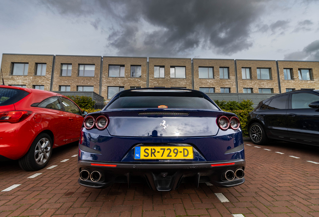 Ferrari GTC4Lusso