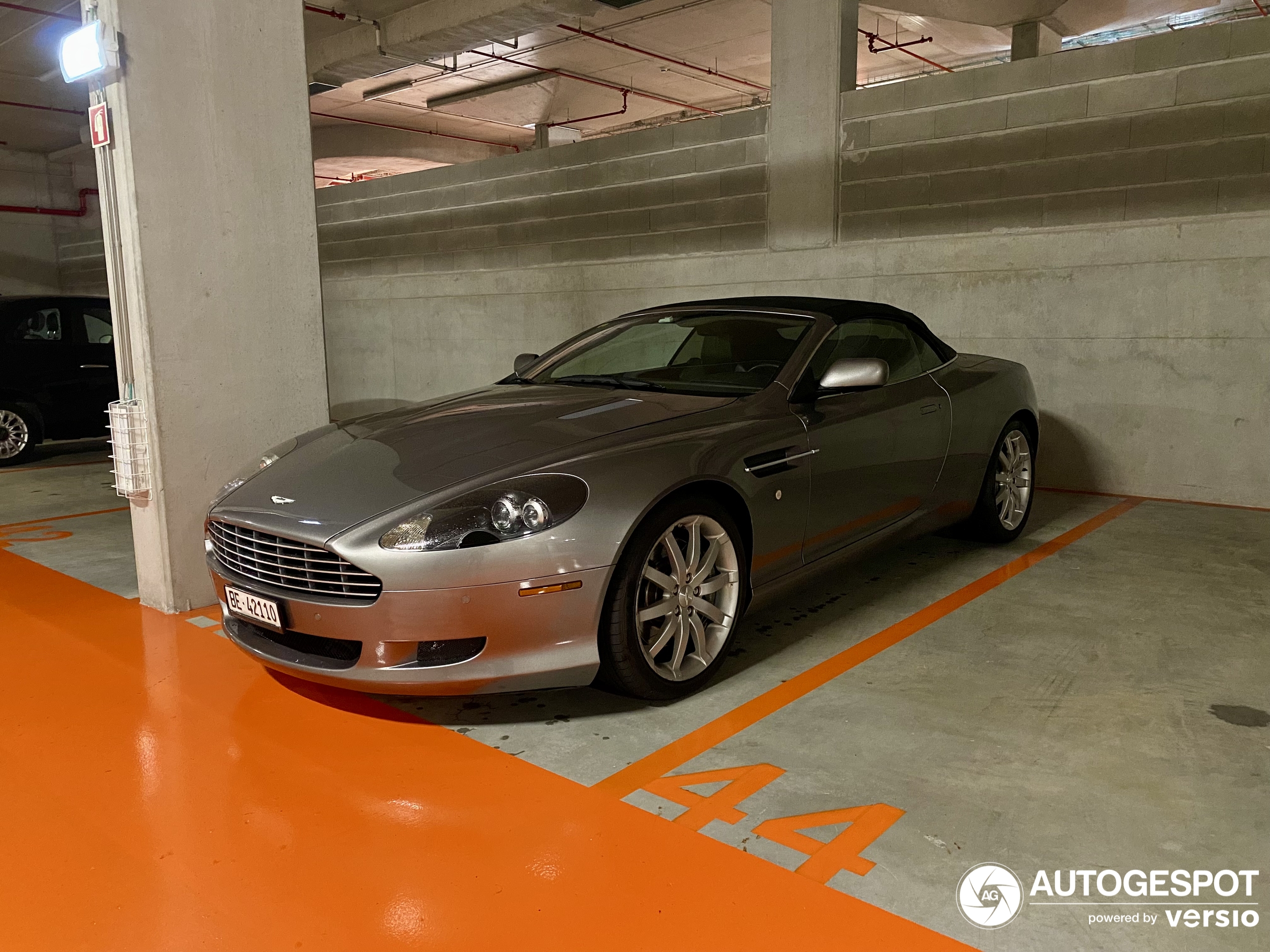 Aston Martin DB9 Volante