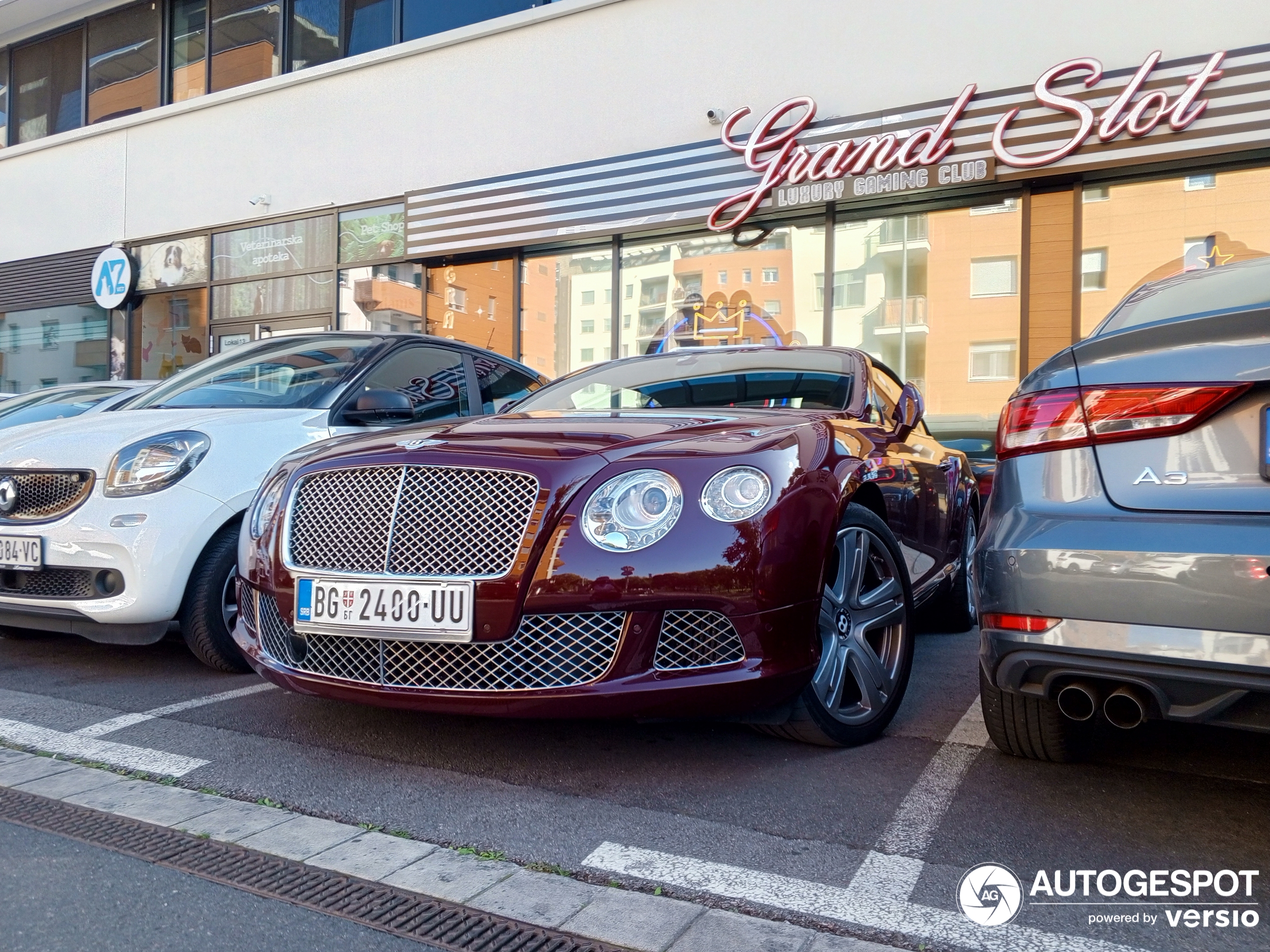 Bentley Continental GTC 2012