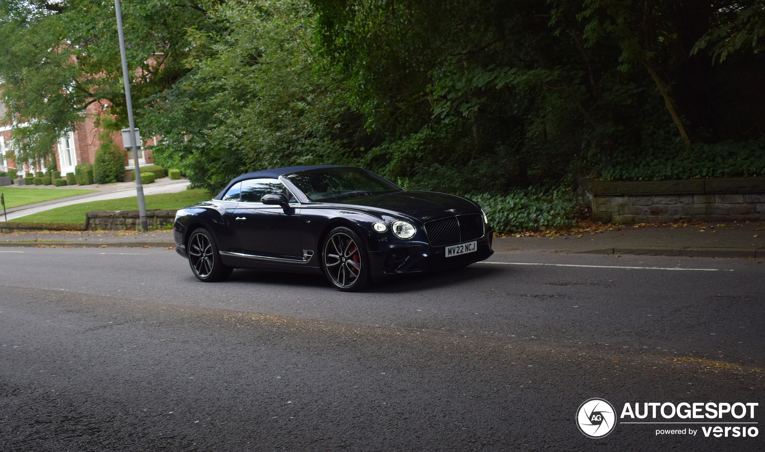 Bentley Continental GTC V8 2020