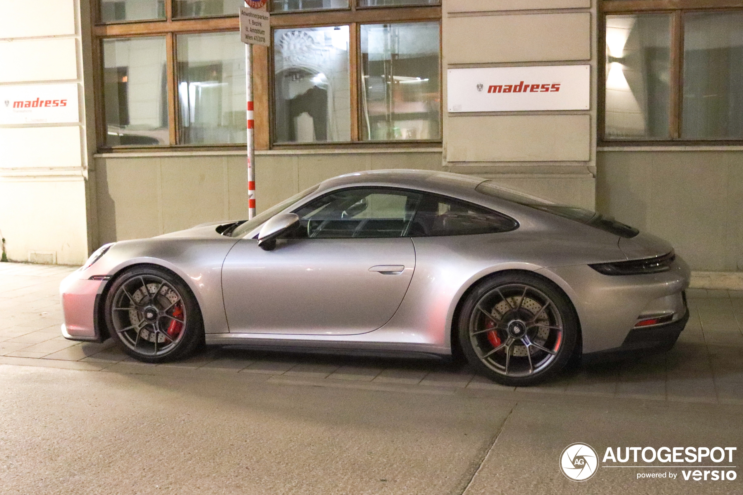 Porsche 992 GT3 Touring