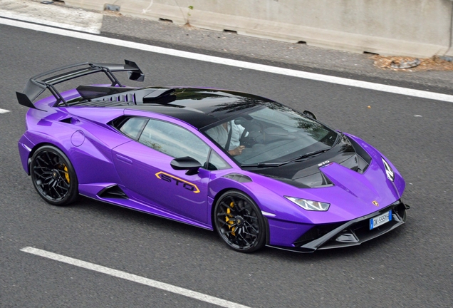 Lamborghini Huracán LP640-2 STO