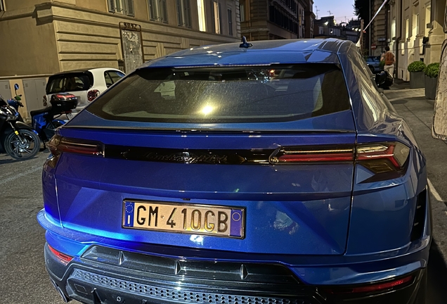 Lamborghini Urus S