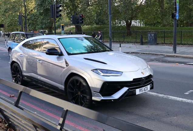 Lamborghini Urus S