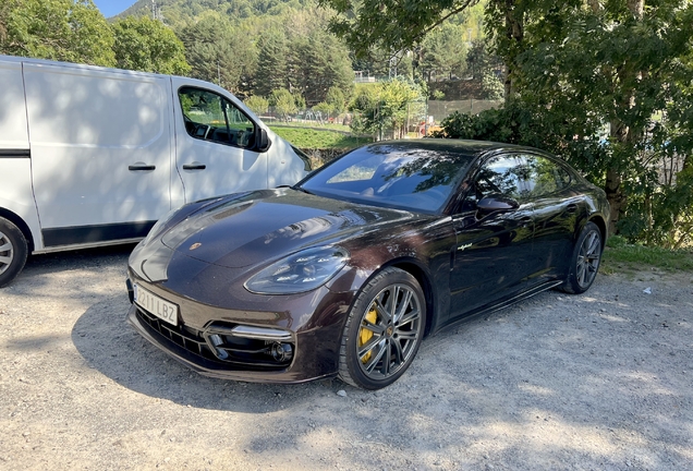 Porsche 971 Panamera Turbo S E-Hybrid