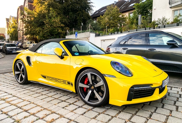 Porsche 992 Turbo Cabriolet