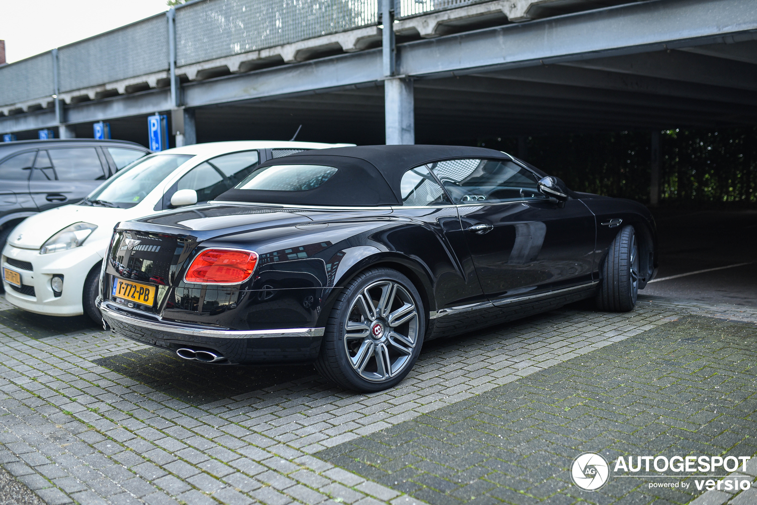 Bentley Continental GTC V8 2016