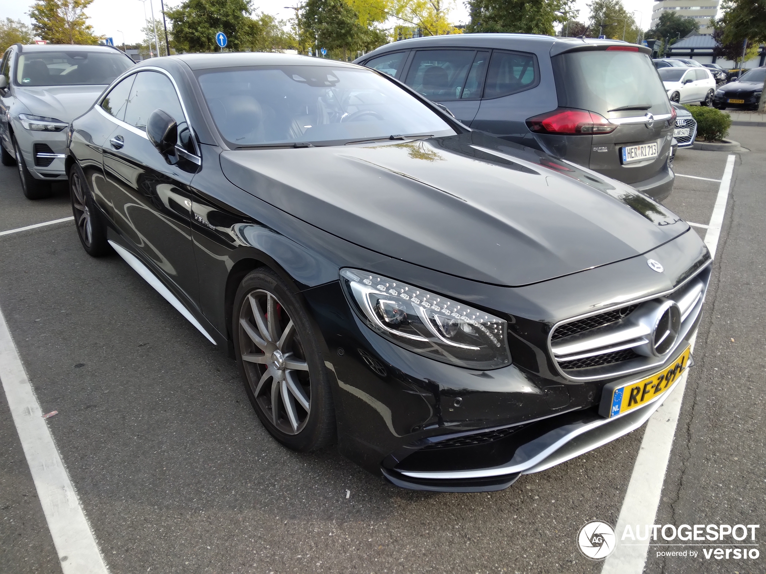 Mercedes-AMG S 63 Coupé C217