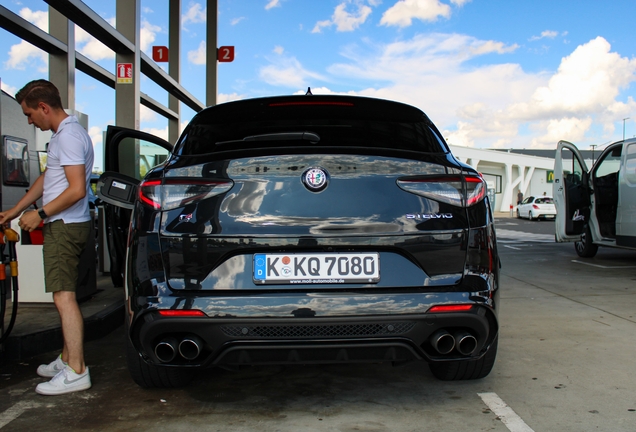 Alfa Romeo Stelvio Quadrifoglio 2020