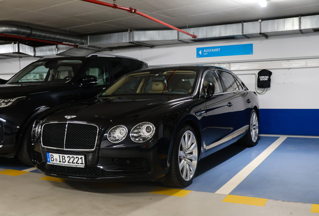 Bentley Flying Spur V8 S