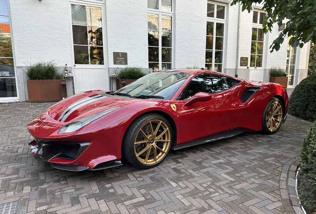 Ferrari 488 Pista