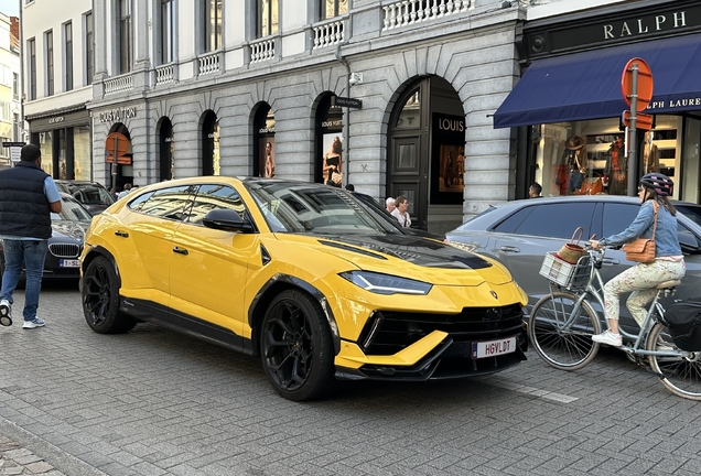 Lamborghini Urus Performante